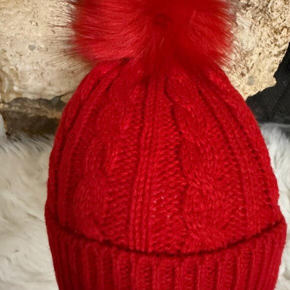 Red Knit Beanie Hat With Pom Pom Cozy Winter One Size - Picture 3 of 5